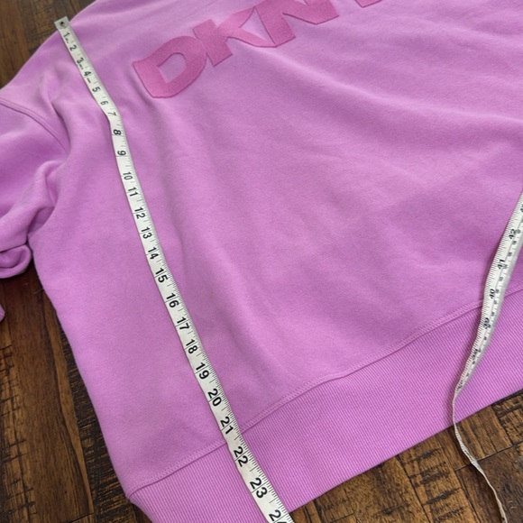 DKNY Pink Sweatshirt New with Tags size Medium crew neck sz Medium - Picture 10 of 13